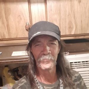 Meet your Posher, Michel